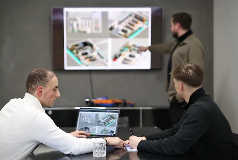 NSI Team in einer Projektbesprechnung